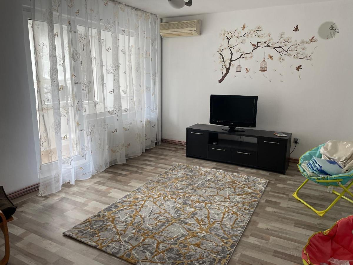Titan Parc Home Bukares Bagian luar foto