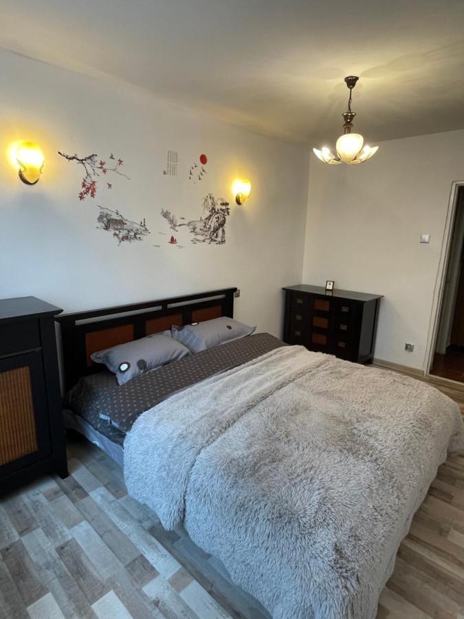 Titan Parc Home Bukares Bagian luar foto