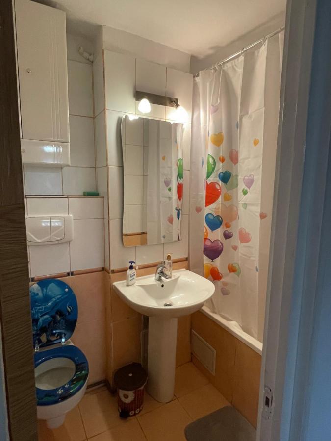 Titan Parc Home Bukares Bagian luar foto